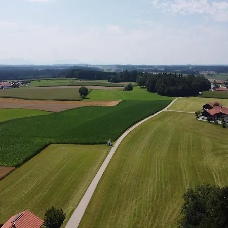 Eco-friendly Near The In Asten ホテル